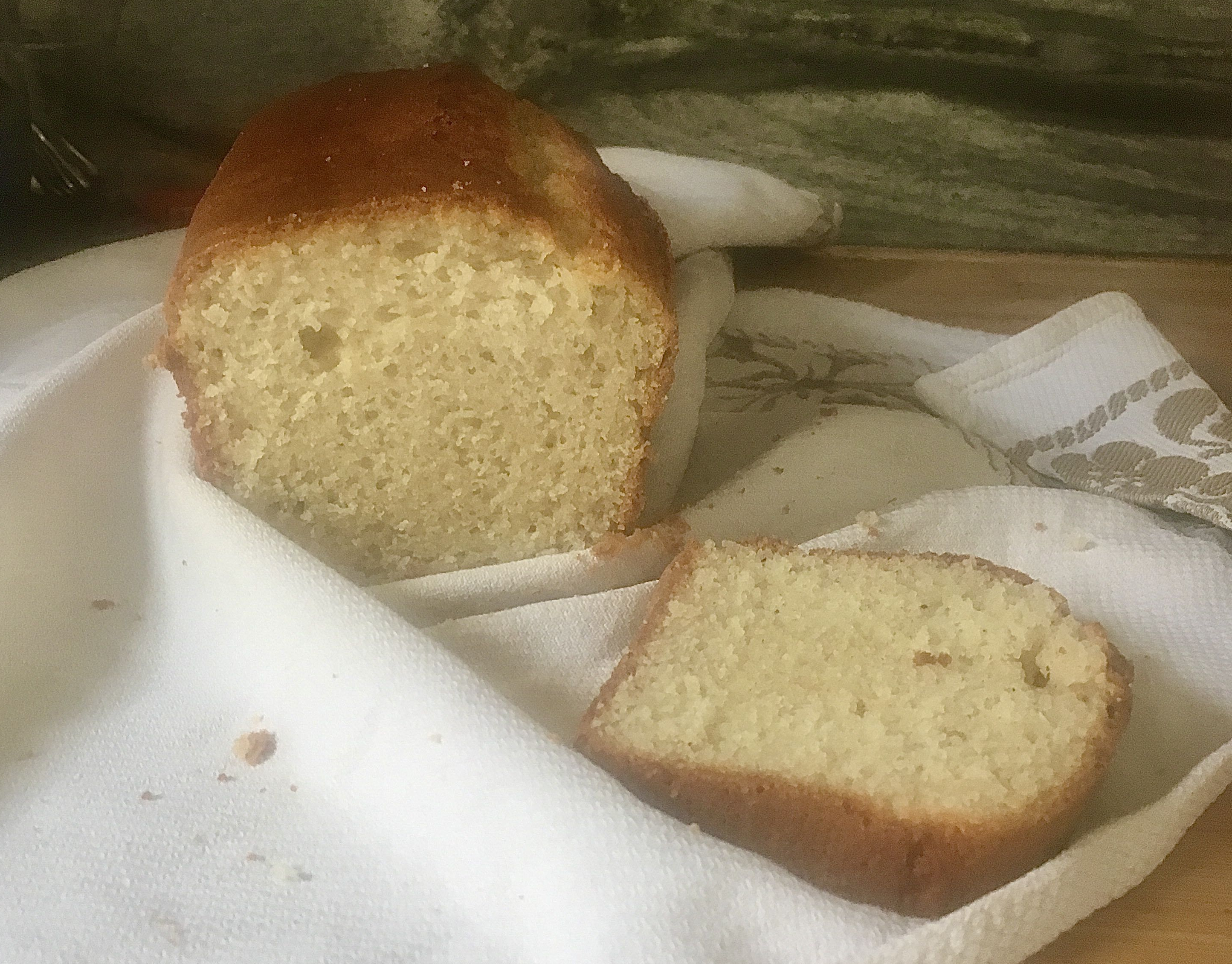 yogurt cake sliced